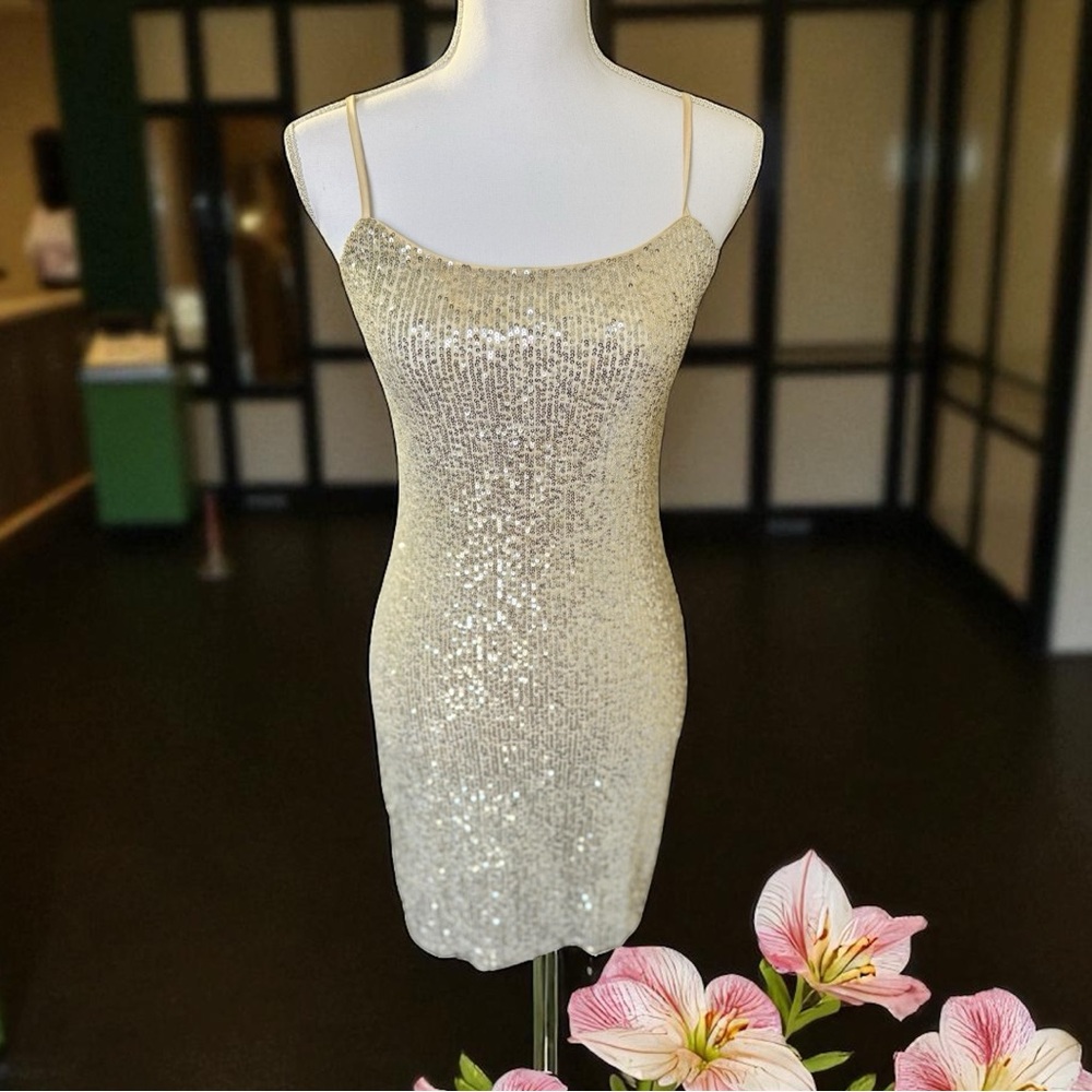 Nordstrom Gianni Bini Shimmering Champagne Holiday  Mini Dress